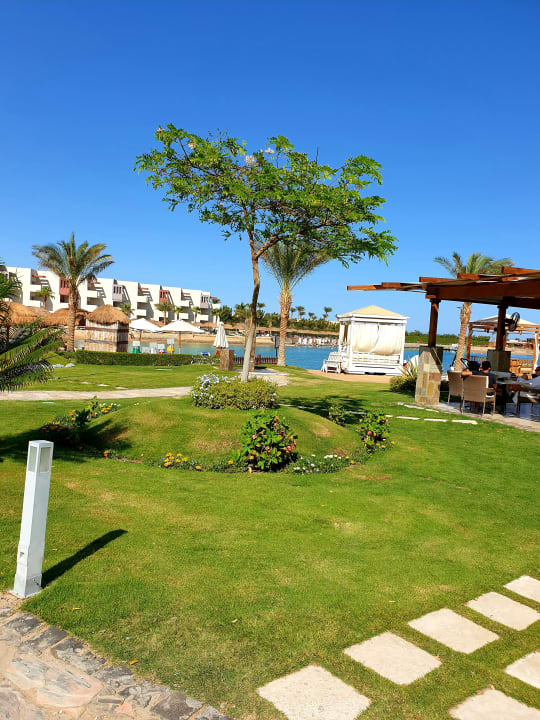 Gartenanlage SUNRISE Crystal Bay - TUI BLUE