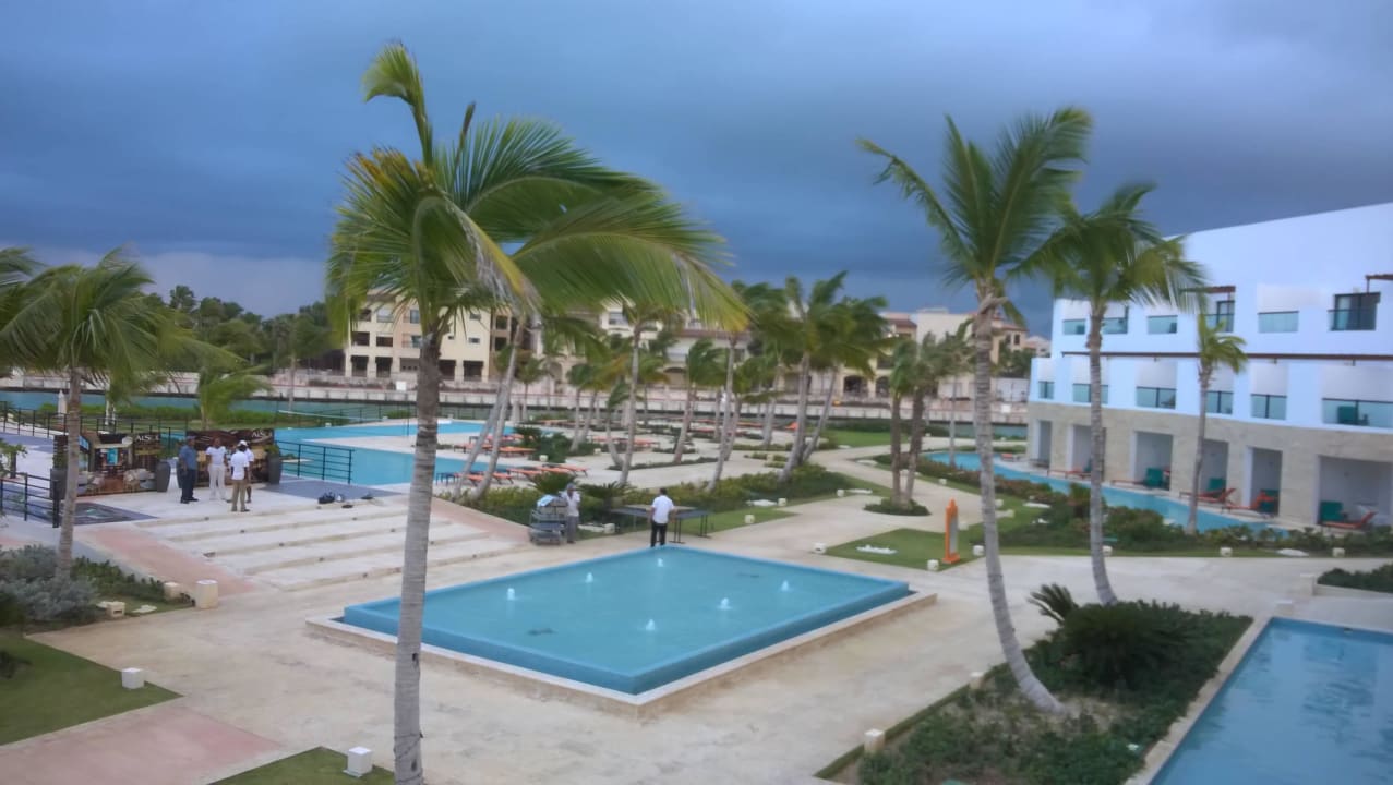 Pool TRS Cap Cana Hotel