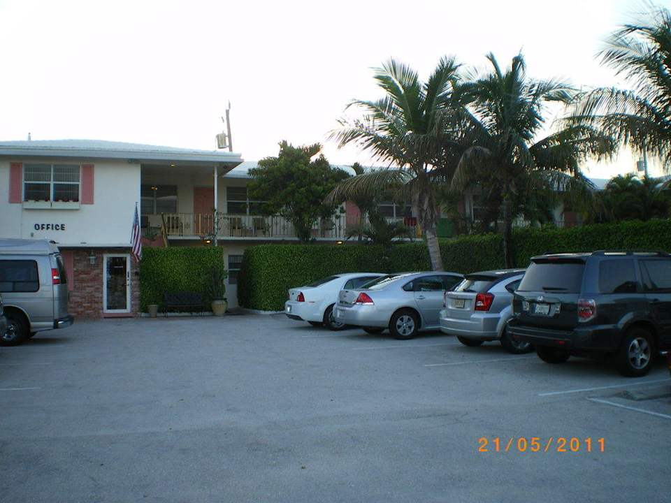 Office Hotel Shore Haven Resort Inn