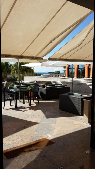 Bar-Terrasse Grande Real Villa Italia