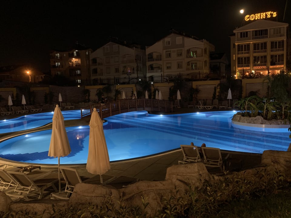 Pool Arnor de Luxe Hotel & Spa