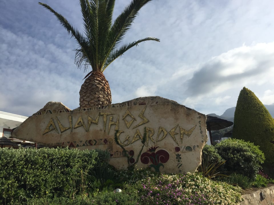 Außenansicht Alianthos Garden Hotel