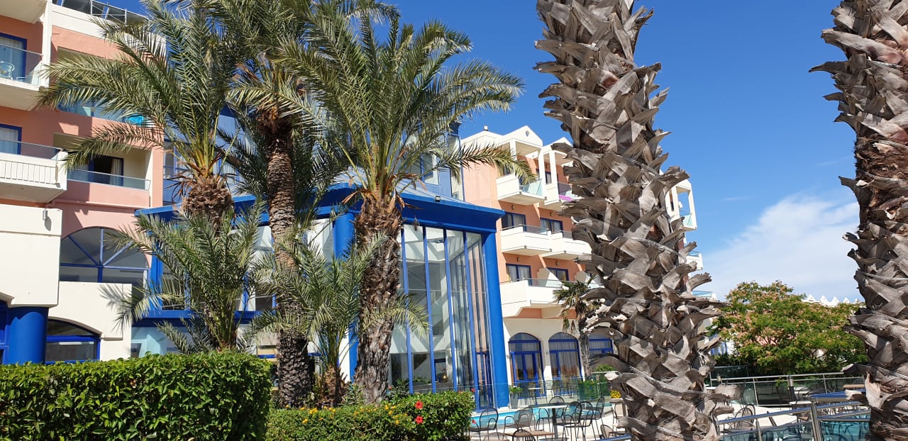 Außenansicht Kresten Palace Hotel