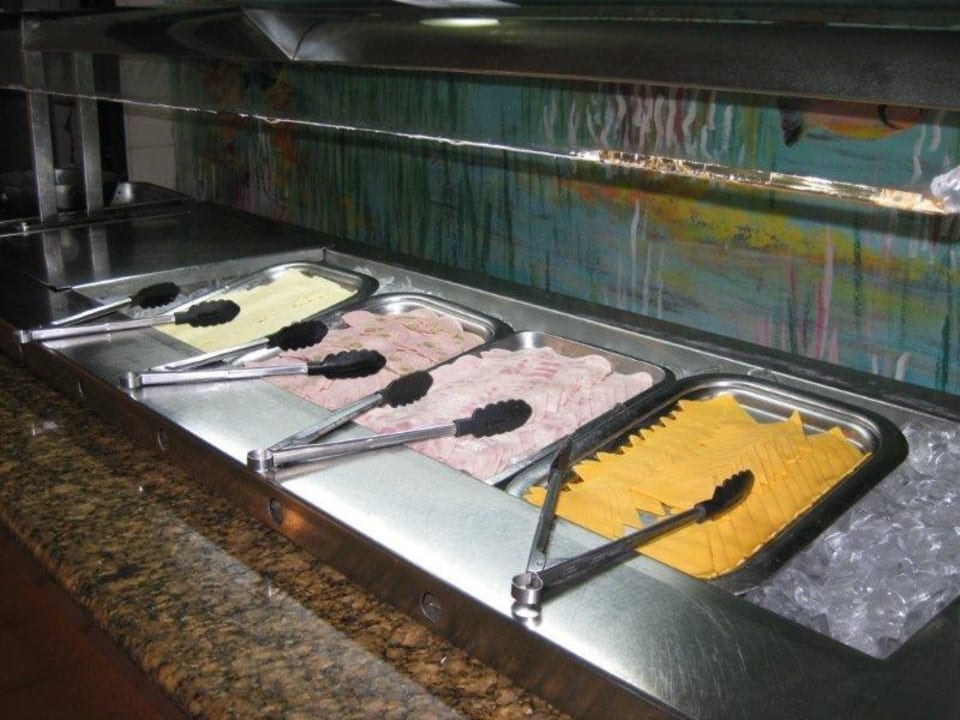 Frühstück "grosse" Auswahl an Wurst und Käse whala!boca chica
