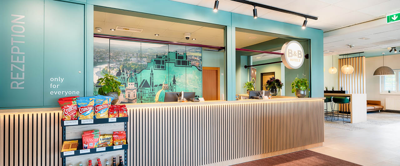 Lobby B&B Hotel Salzburg-Nord