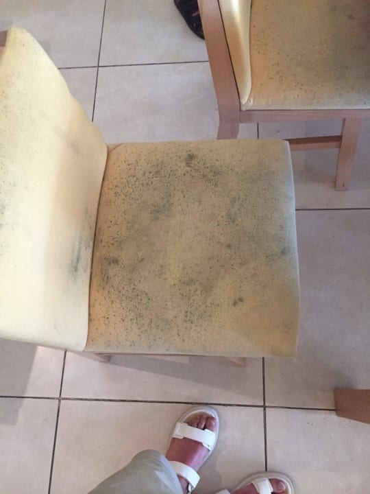 Schmutziger Stuhl Playa Vista Azul