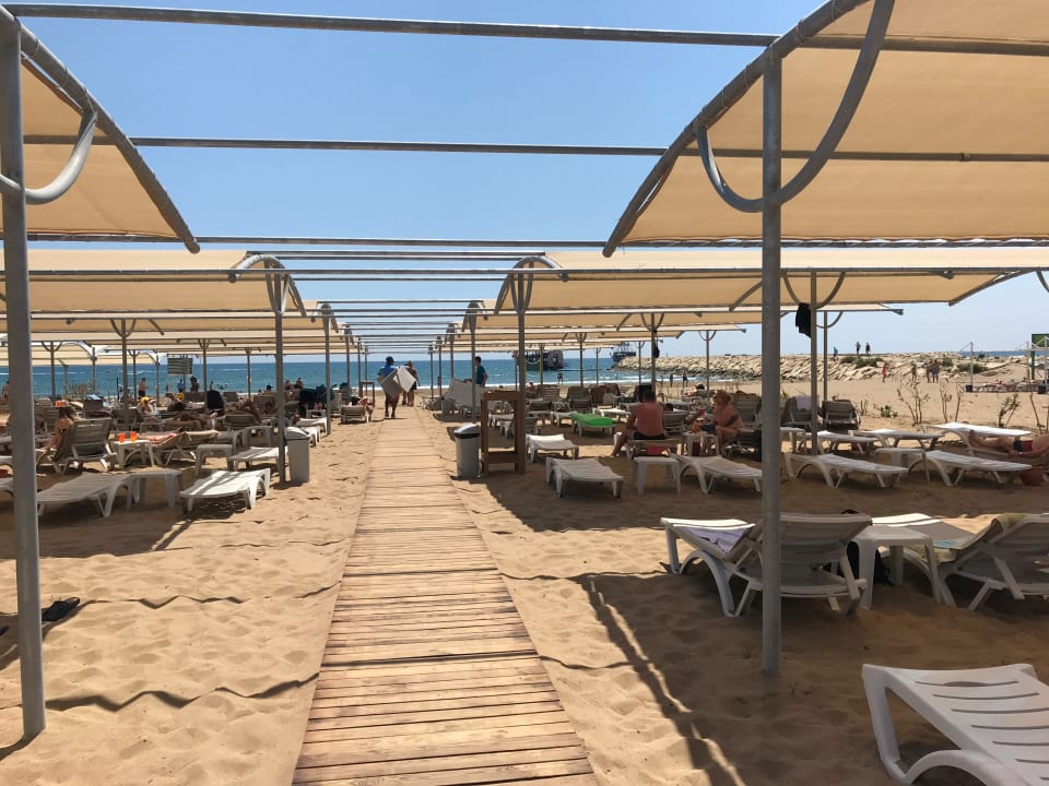 Strand Side Aquamarin Resort & Spa