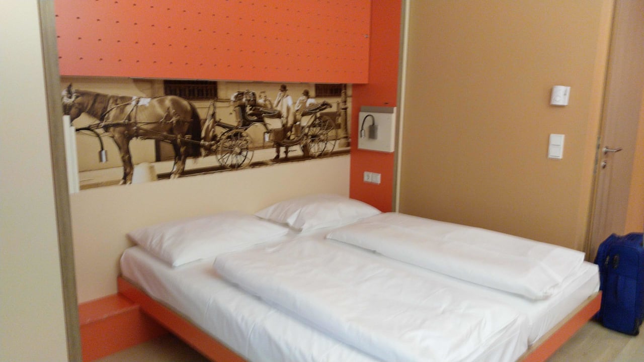 Zimmer JUFA Hotel Wien City