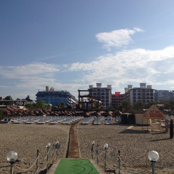 Strand Dizalya Palm Garden