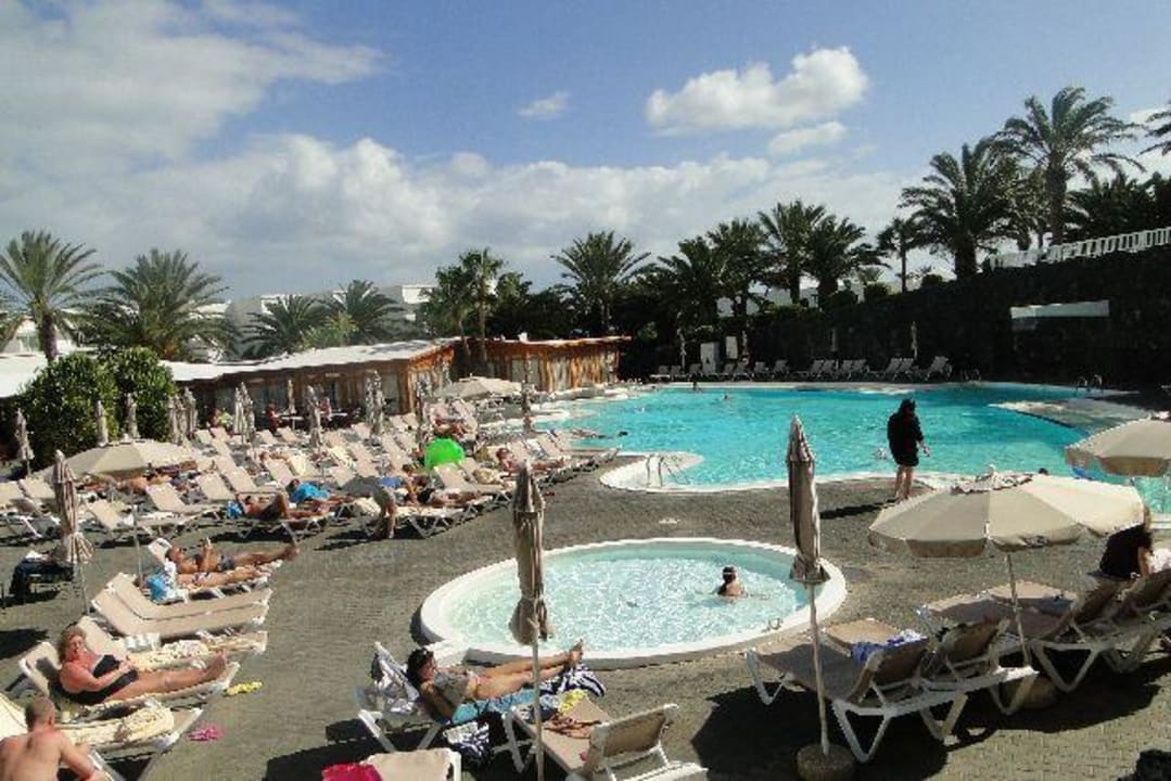 Pool am Hotel Relaxia Olivina