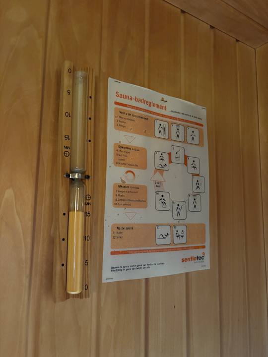 Zimmer Dormio Resort Maastricht