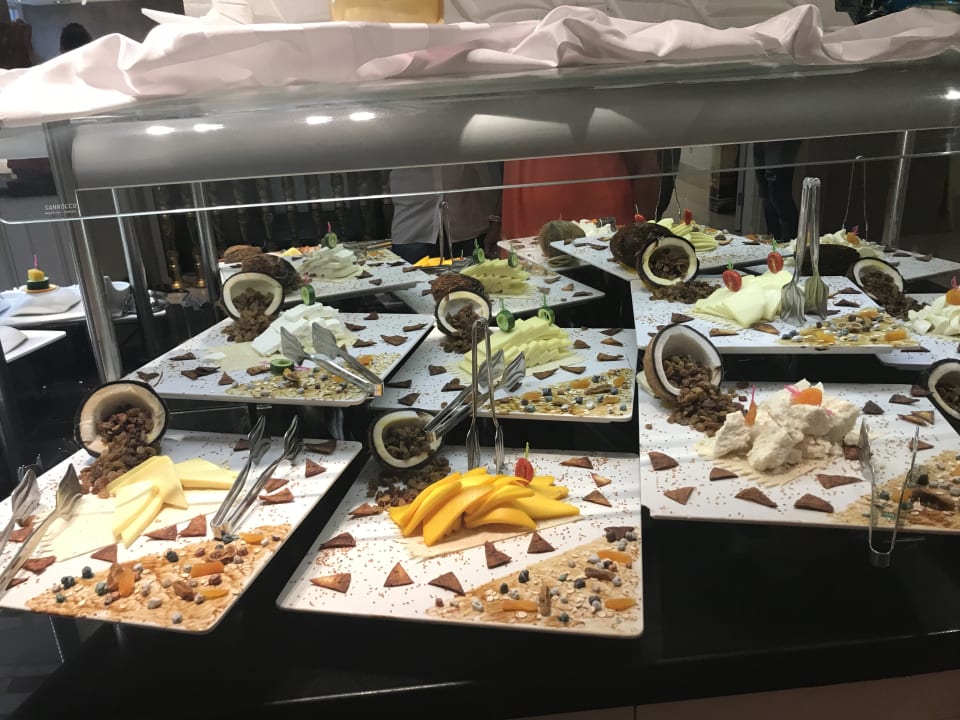 Restaurant Well Palace Side