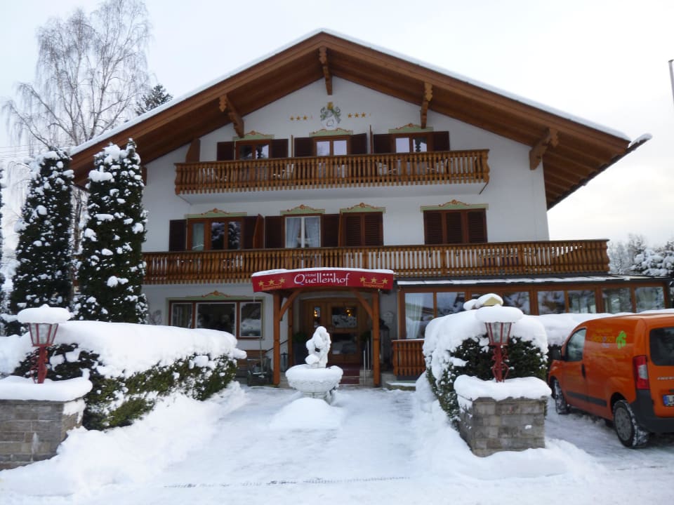 Eingangsbereich Hotel Quellenhof