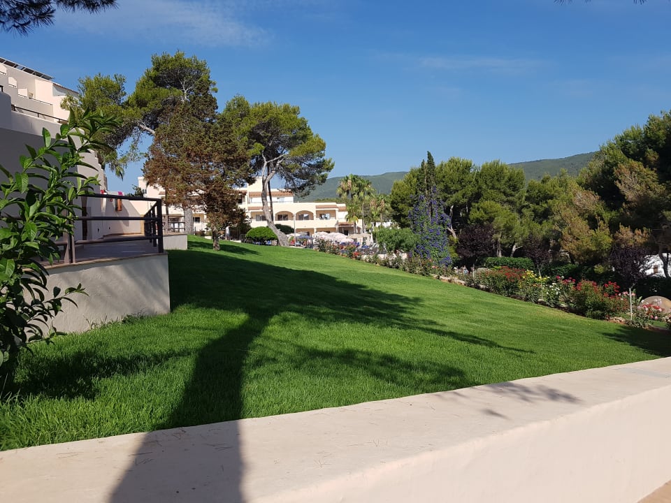 Gartenanlage Invisa Figueral Resort Cala Blanca