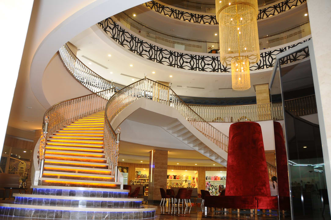 Lobby Dream World Hill Hotel
