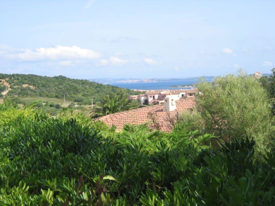Garten mit tollem Ausblick Hotel Pulicinu