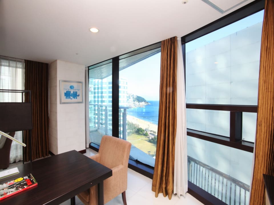 Zimmer Sunset Business Hotel