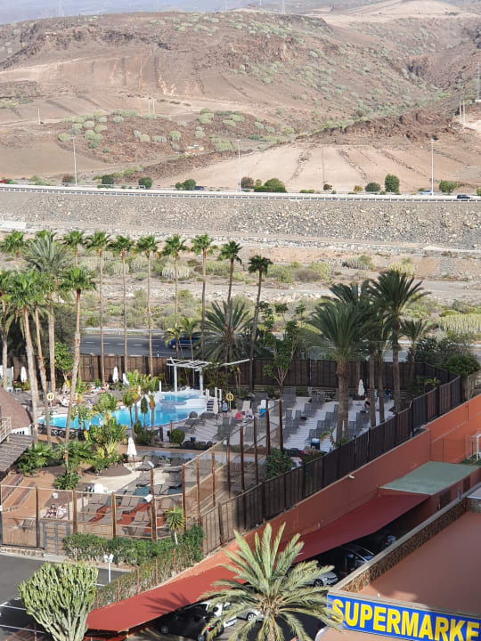 Ausblick allsun Hotel Lucana