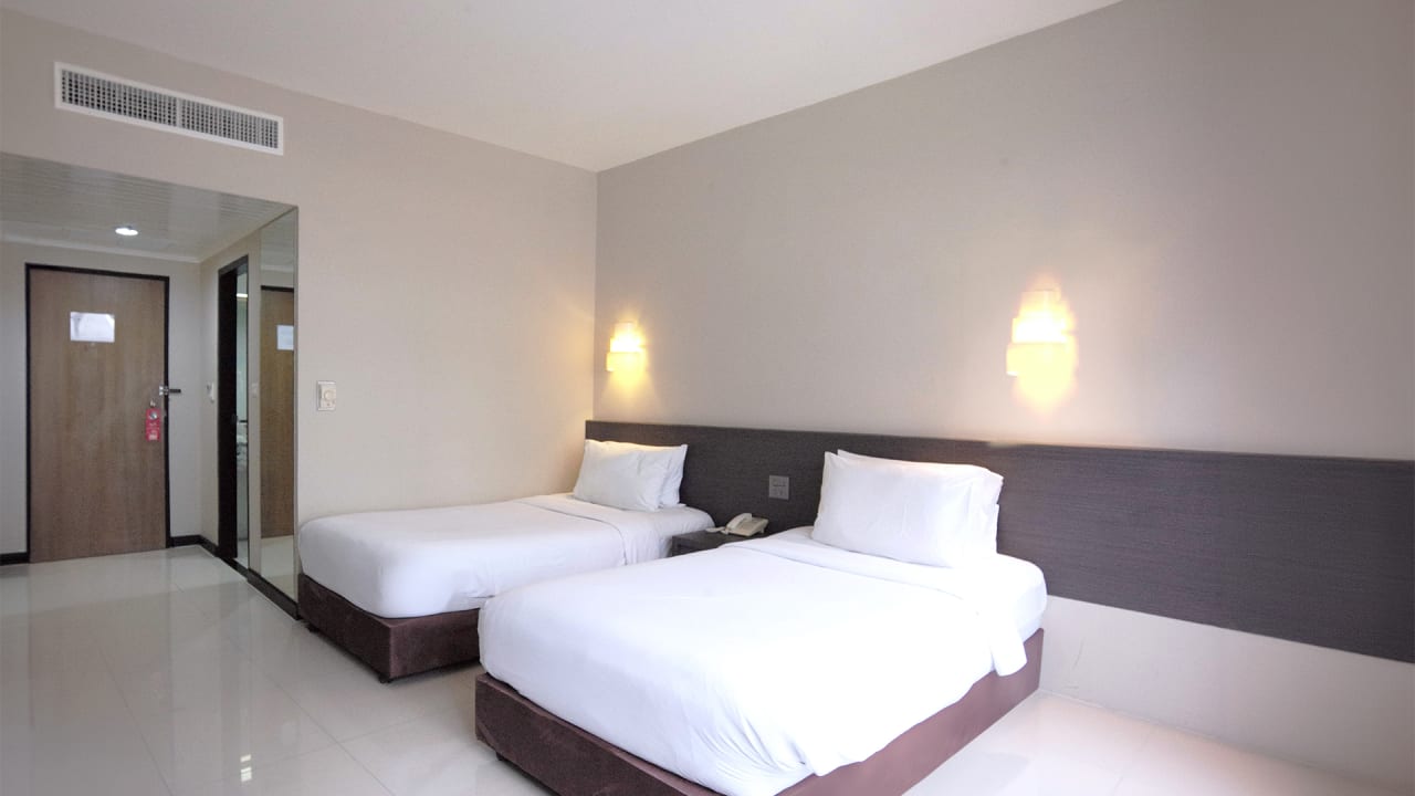 Zimmer Pinnacle Lumpinee Park Hotel