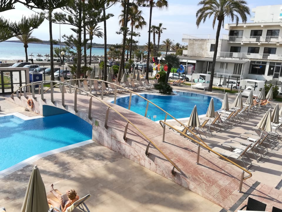 Pool CM Playa del Moro