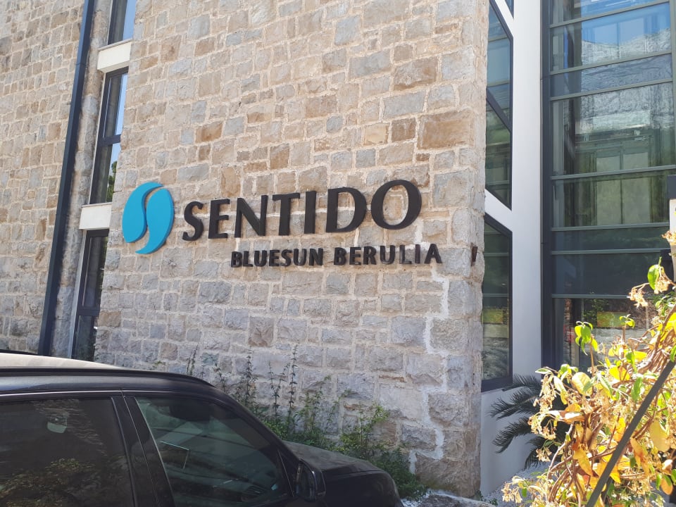 Außenansicht Bluesun Hotel Berulia