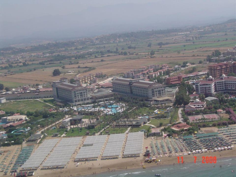 Parasailing über Kumköy Beach Sunis Kumköy Beach Resort Hotel & Spa