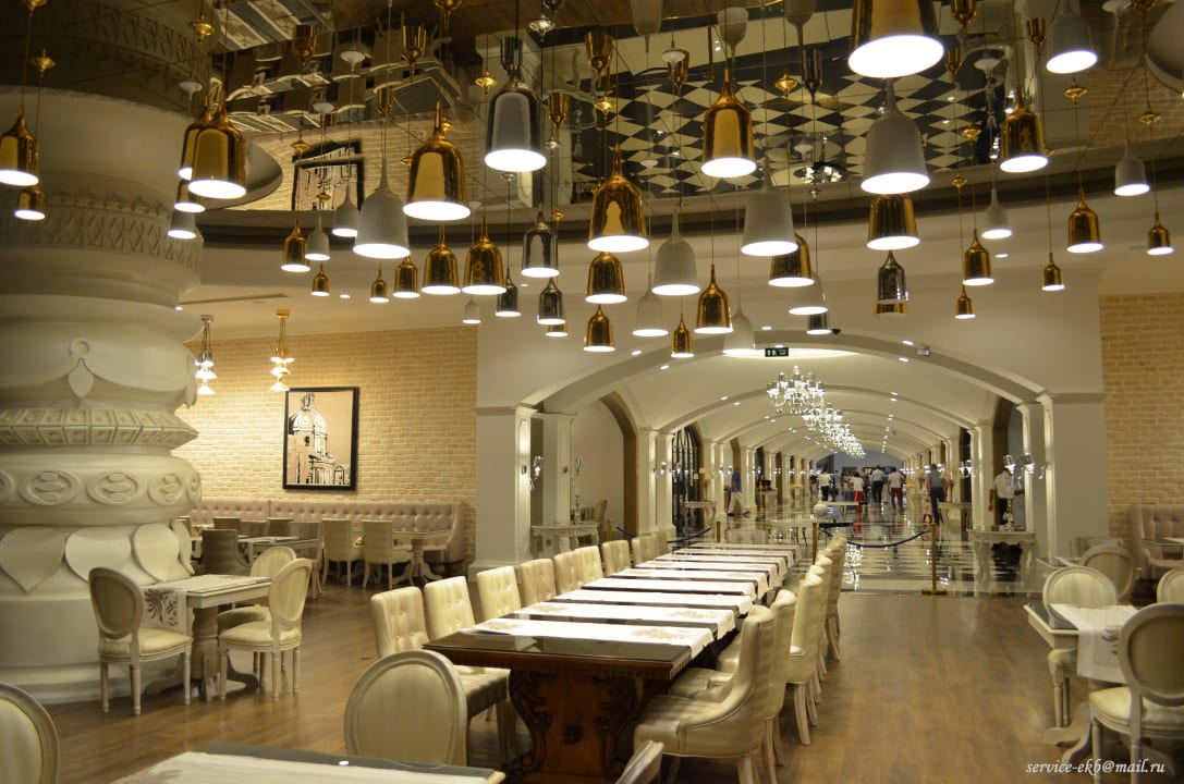 Главный ресторан Hotel Delphin Imperial