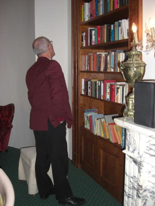 Kleiner Teil der umfangreichen Bibliothek Hotel Schloss Passow