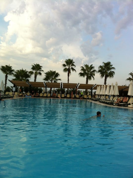Sehr schön und sauber Crystal Flora Beach Resort