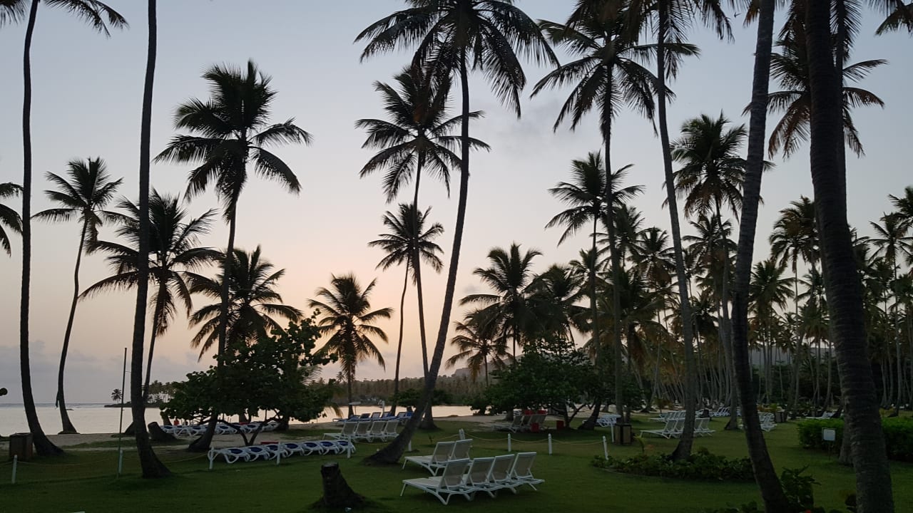 Strand Wyndham Alltra Samana