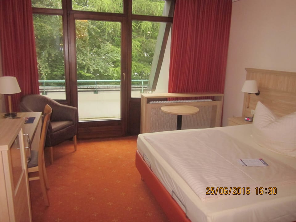 Einzelzimmer Amber Hotel Bavaria