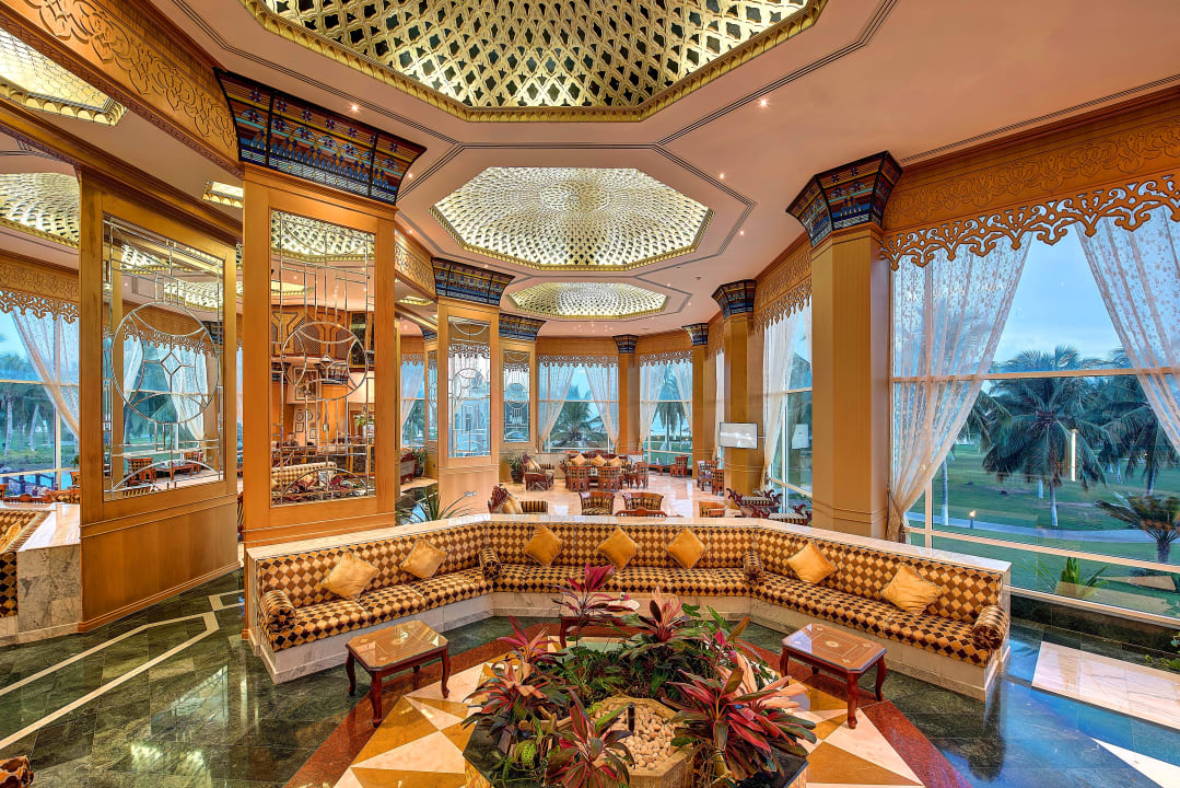 Lobby Crowne Plaza Salalah