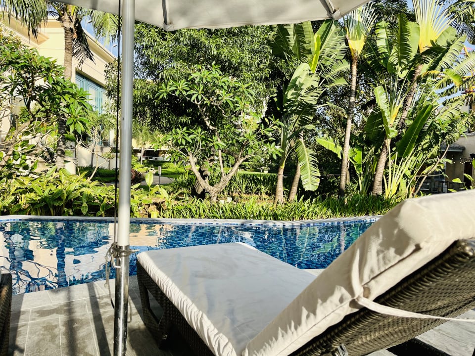 Pool Radisson Blu Cebu