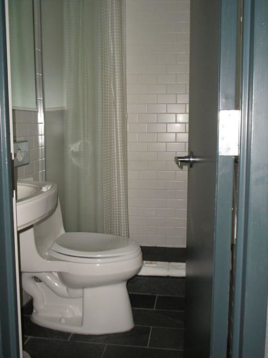 WC/Dusche Night Hotel Times Square