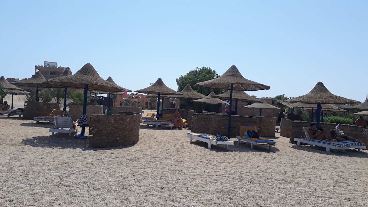 Strand Pensée Royal Garden Beach Resort