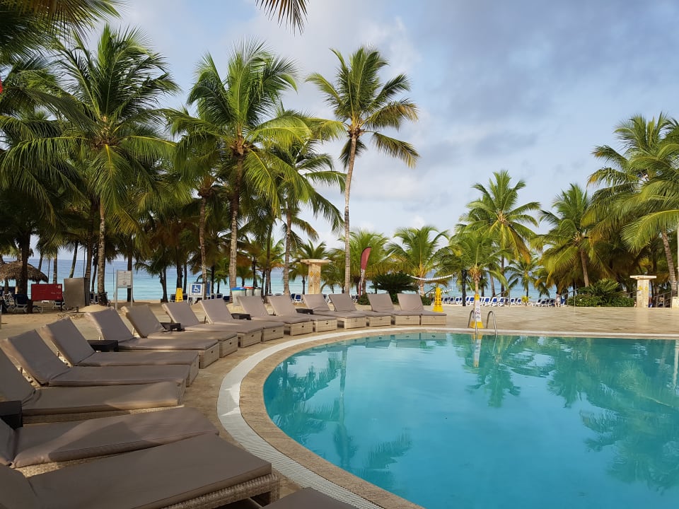 Pool Hotel Viva Dominicus Palace by Wyndham-All Inclusive Resort