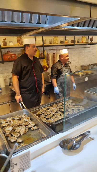 Gastro Anissa Beach & Village