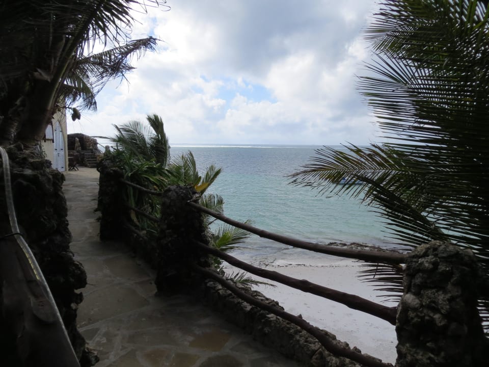 Bahari Beach Hotel Bahari Beach Hotel