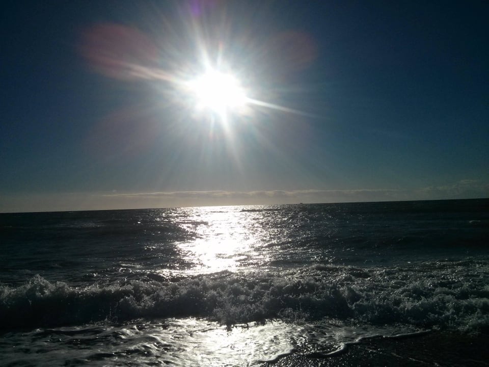 Strand mit Sonne Starlight Resort Hotel