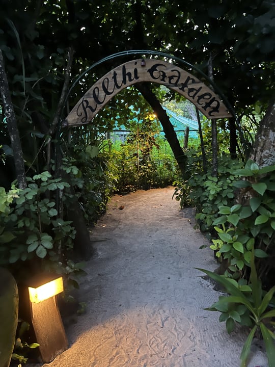 Gartenanlage Reethi Beach Resort