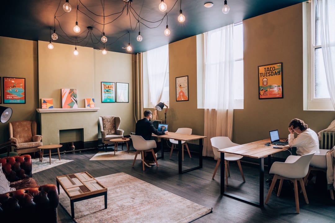 Sonstiges Selina Liverpool