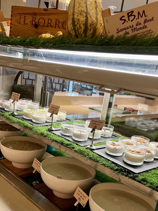 Gastro Saadiyat Rotana Resort &  Villas