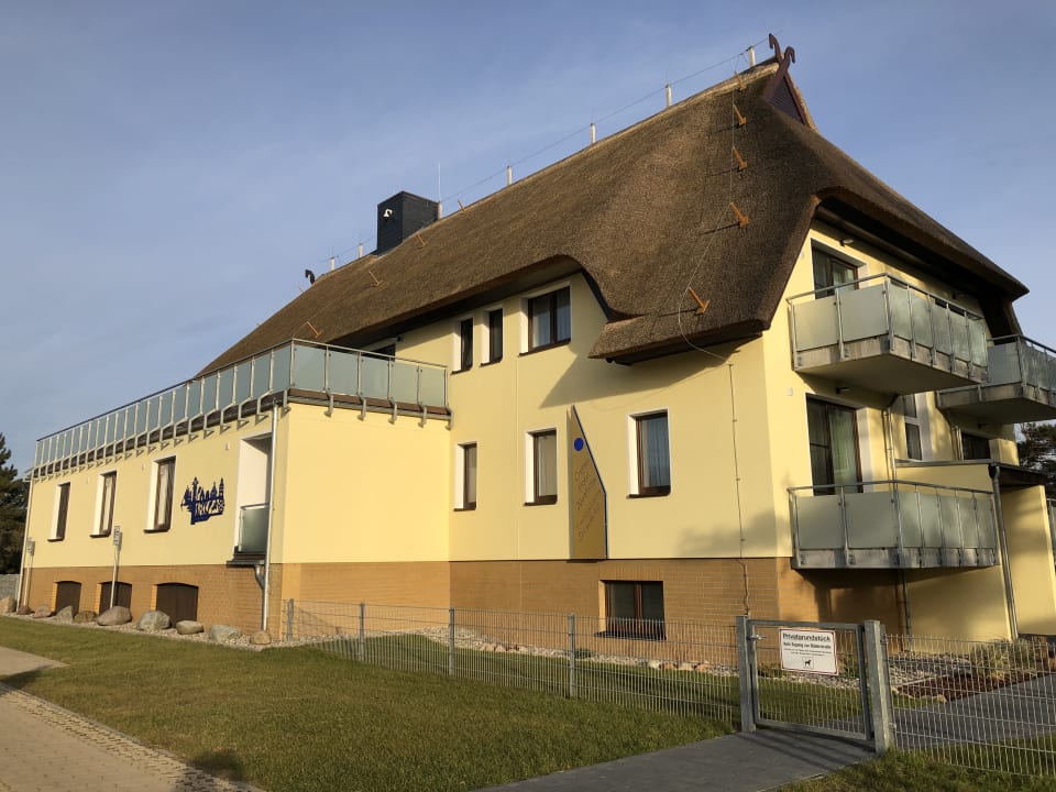 Außenansicht Ostseehotel Wustrow