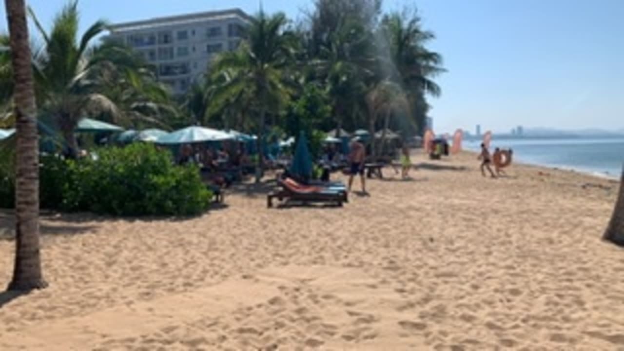 Strand Pinnacle Grand Jomtien Resort