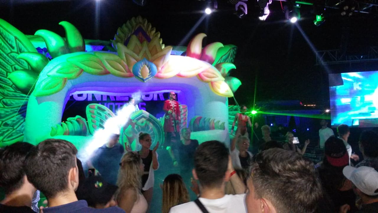 Sport & Freizeit VONRESORT Golden Coast