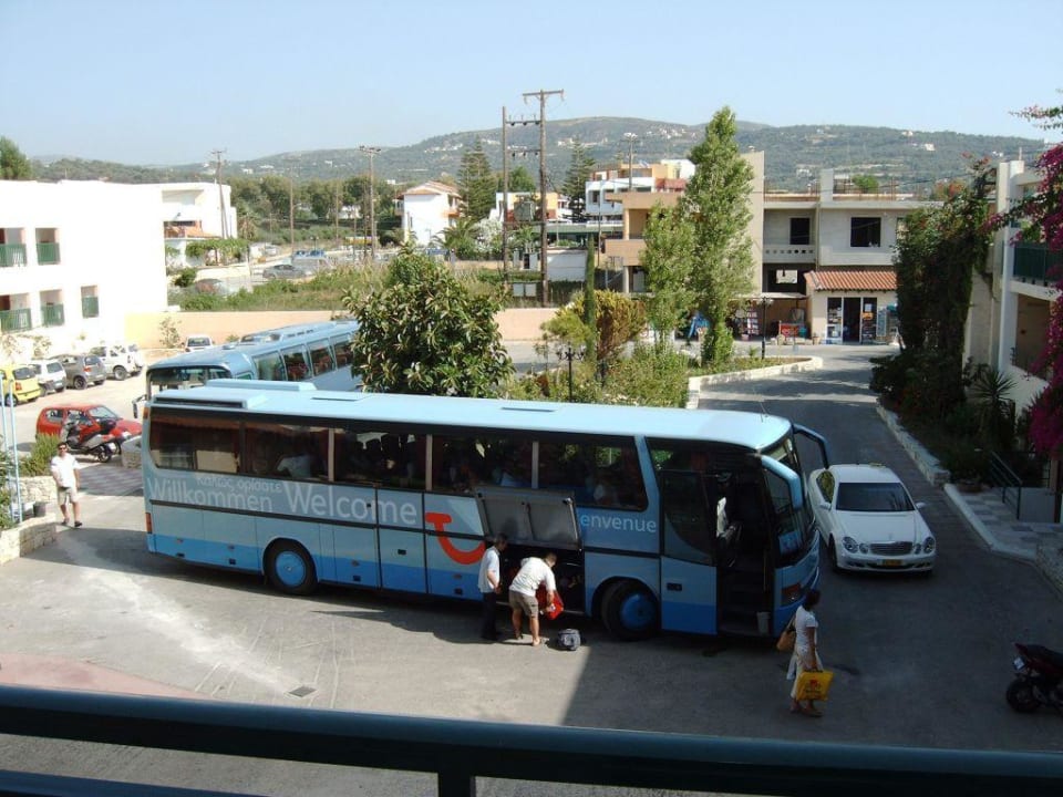 Man kommt sich vor wie auf einem Busbahnhof. Golden Beach Rethymnon