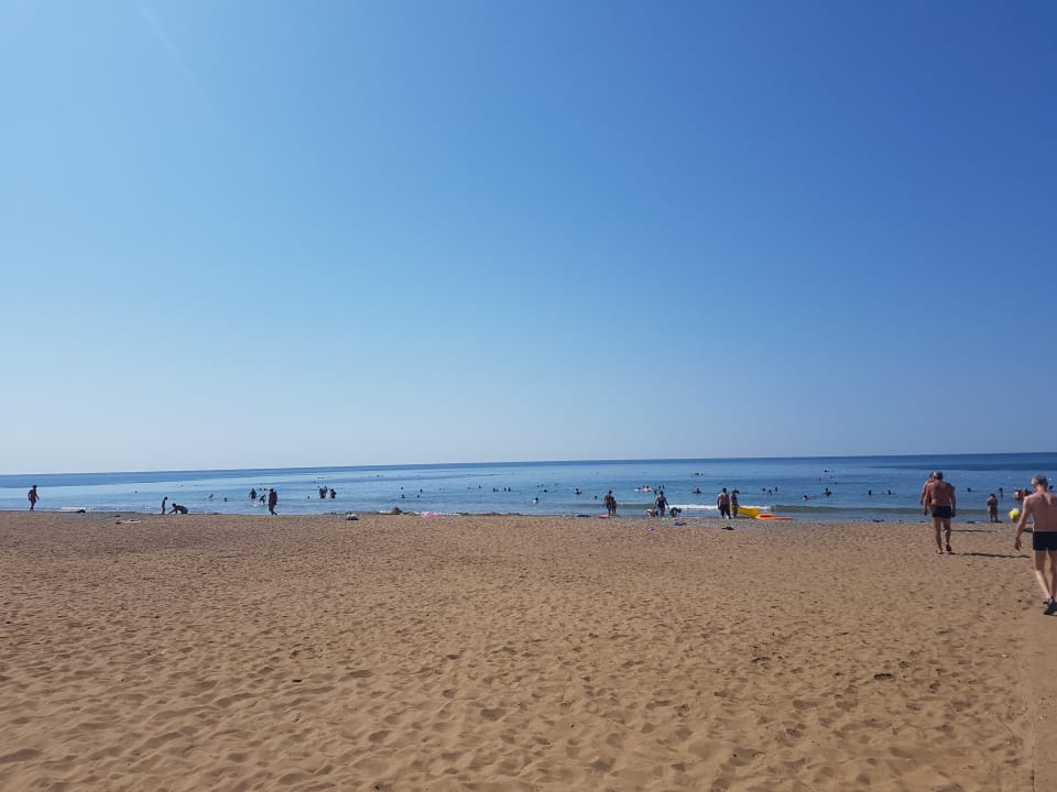 Strand Port Side Resort Hotel