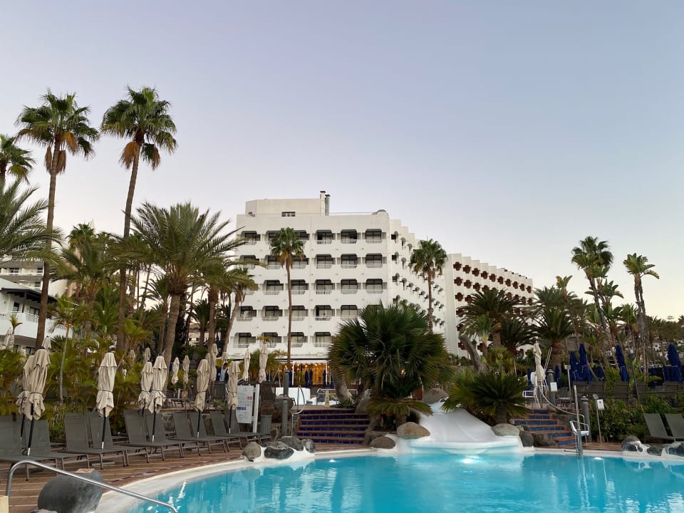 Pool Corallium Beach by Lopesan Hotels - Adults only