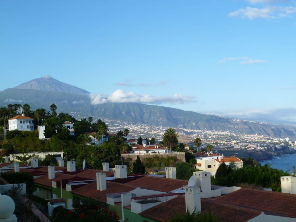 Blick auf Teide und Puerto Cruz Coral La Quinta Park Suites