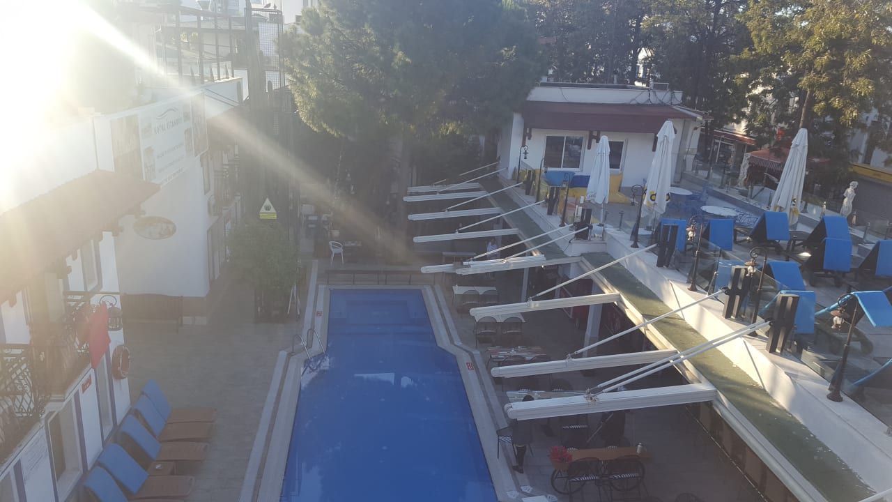 Pool Hotel Istankoy